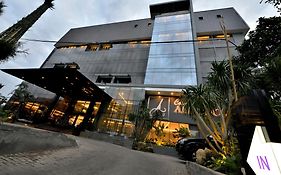 Amaroossa Cosmo Jakarta